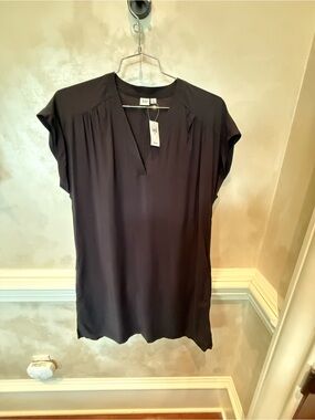 GAP Black Short-Sleeve Dress